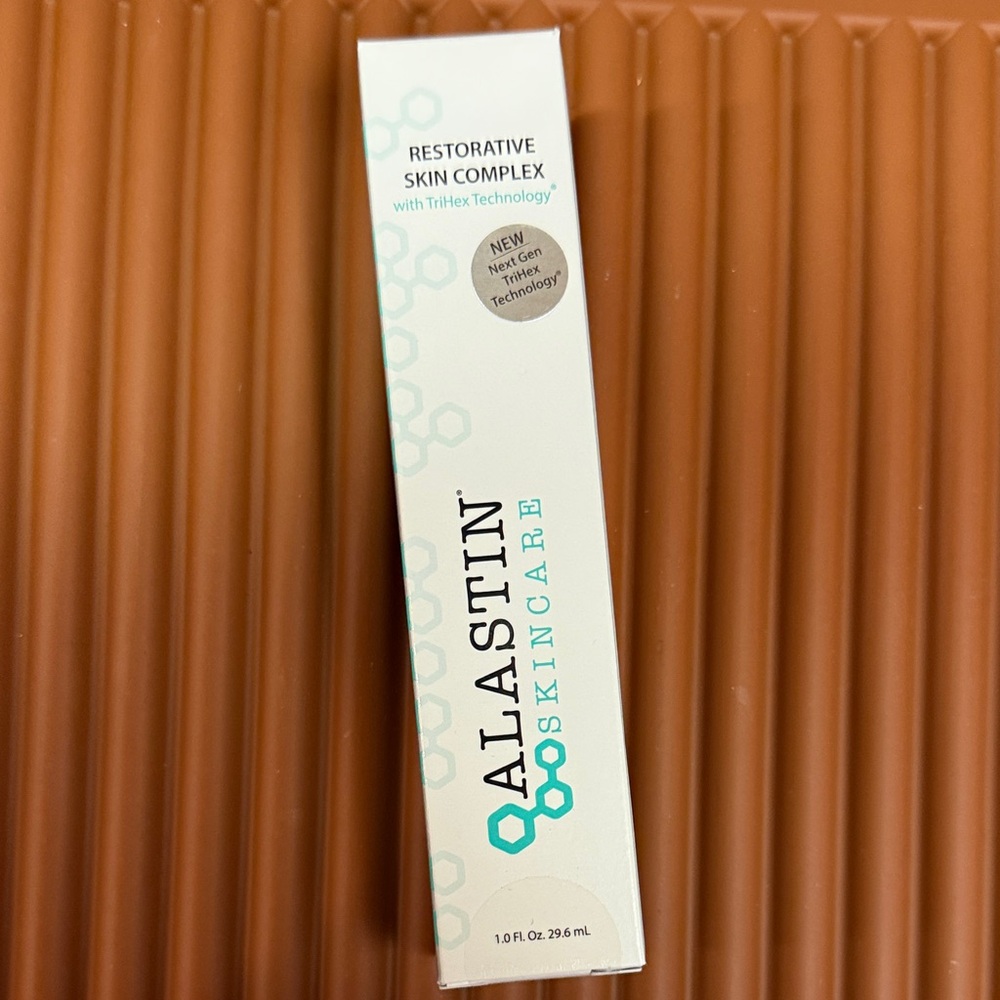 Alastin Restorative Skin Complex